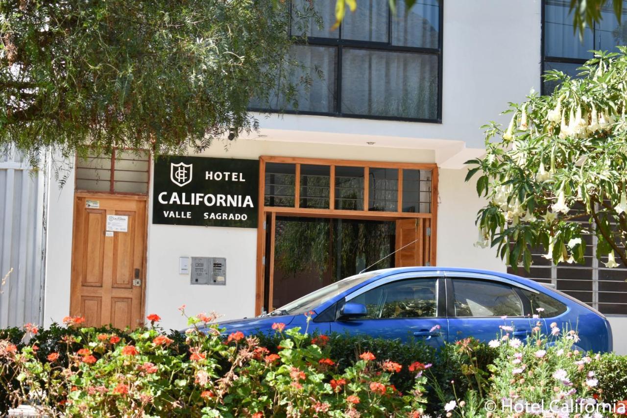 Hotel California Calca Exterior photo